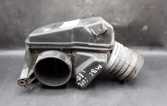 Mercedes-Benz C W203 Intake resonator A2710900804 054700