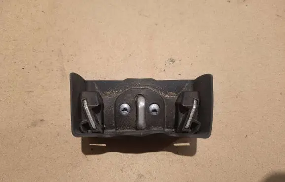 Mercedes-Benz A W168 Tailgate/trunk/boot lock/latch/bracket A1686930117