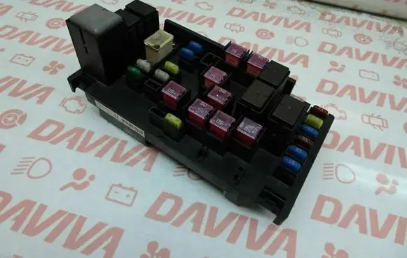 Subaru Legacy Fuse box set 82241AG010