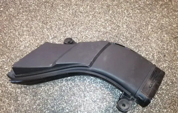Mercedes-Benz SL R231 Air intake duct part A2760902537