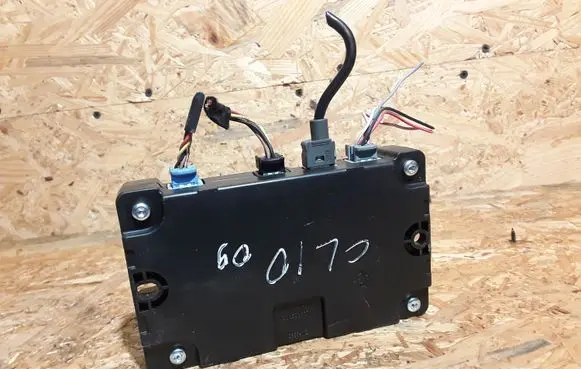 Renault Clio III GPS navigation control unit/module S180072001C 280240001R
