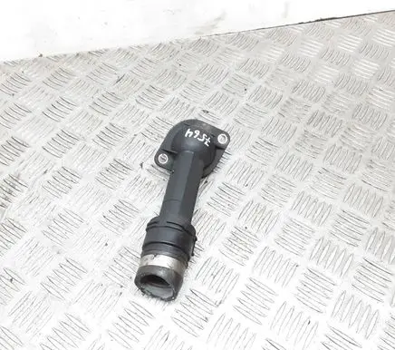 Audi A6 S6 C6 4F Engine coolant pipe/hose 06B121121 038121121B