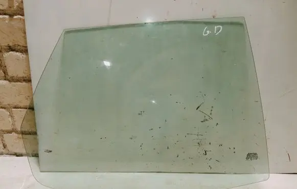 Volvo S40, V40 Rear door window glass