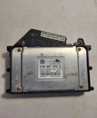 Volkswagen PASSAT B7 ABS control unit/module 1H0907379D B3U4K26D43 10094103224