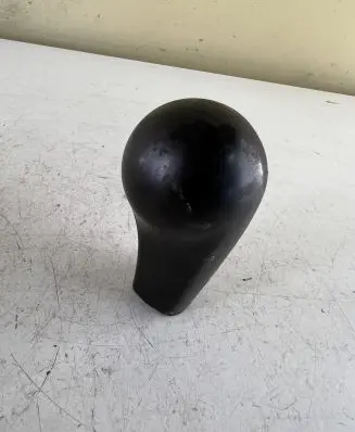 Nissan Navara D40 Gear lever shifter trim leather/knob
