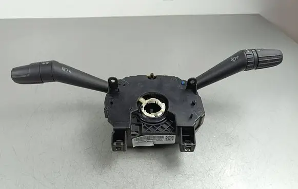 Jeep Renegade Indicator stalk 6UW45JXWAA 28584956