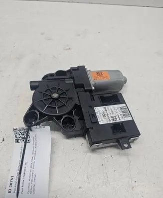 Ford Focus C-MAX Front door window regulator motor 7M5T14B533CC