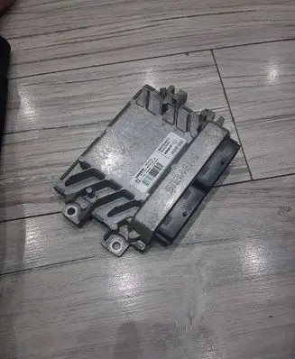 Renault Thalia I Engine control unit/module ECU 8200326391
