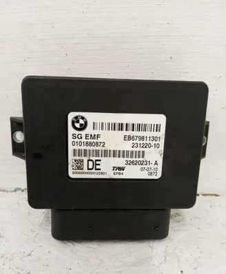 BMW 5 F10 F11 Hand brake control module 32620231 0101880872 679811301