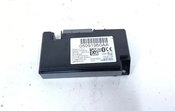Chrysler Town u0026 Country V Bluetooth control unit module 05091960AA