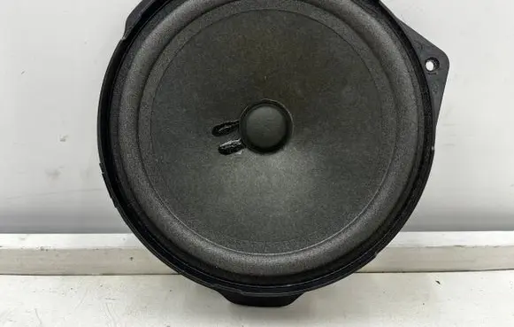 Mercedes-Benz CLS C218 X218 Front door speaker A2129067000