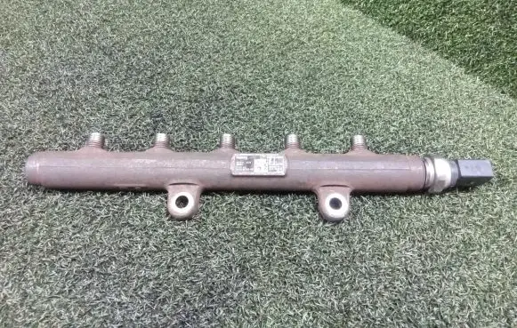 Fuel main line pipe