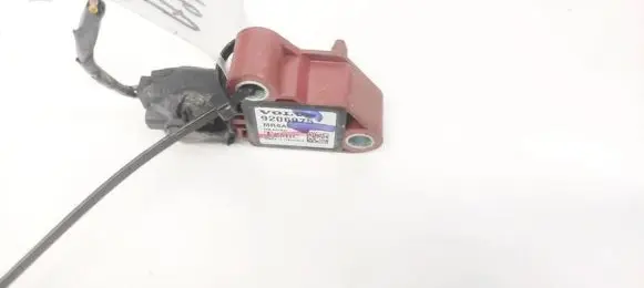 Volvo V50 Airbag deployment crash/impact sensor 9206975