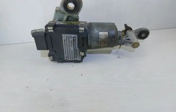 Volkswagen Phaeton Front wiper linkage and motor 0390241916 3D1955119