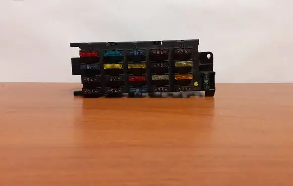 Mercedes-Benz S W140 Fuse box set 1405451101 3279