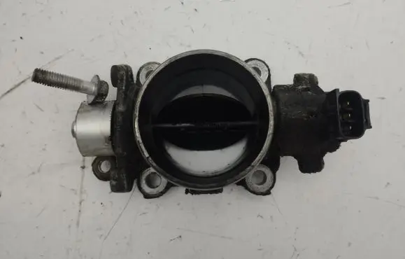 Lexus IS 220D-250-350 Throttle valve