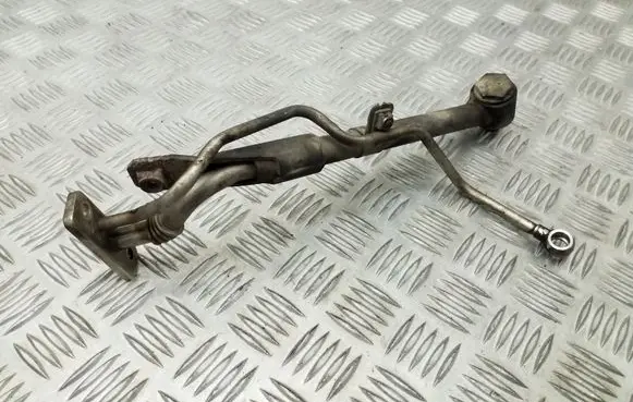 Volkswagen Golf Plus Turbo turbocharger oiling pipe/hose 03L145535A