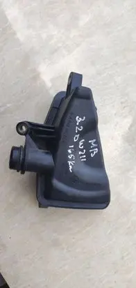 Mercedes-Benz E W211 Intake resonator A6421400087