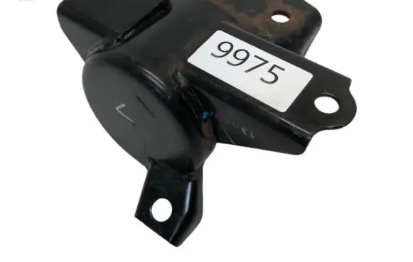 Hyundai i20 (PB PBT) Engine mount vacuum valve 