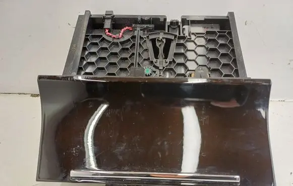 Skoda Superb B8 (3V) Ashtray (front) 3V1863077