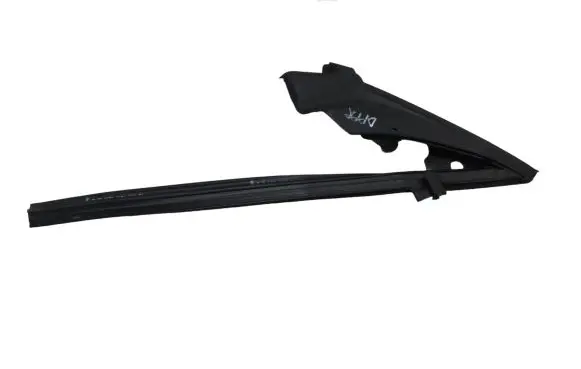 BMW 6 F12 F13 Front door glass trim molding 7217492