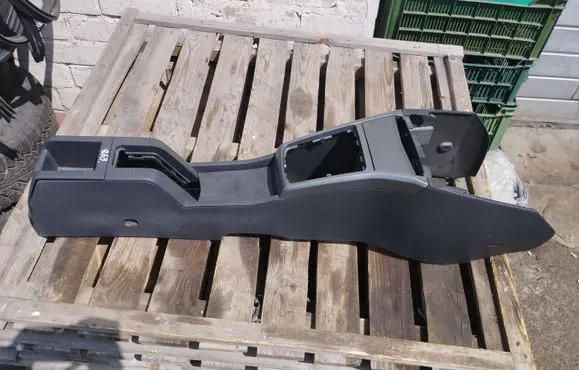 Opel Astra H Center console