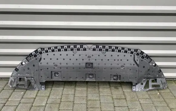Opel Corsa F Front bumper skid plate/under tray 9829531680