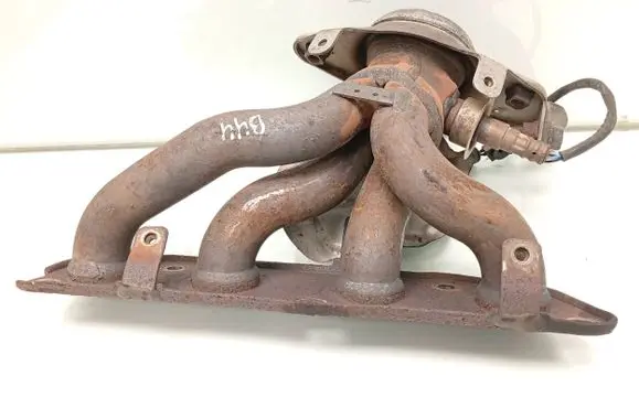 Nissan Juke I F15 Exhaust manifold