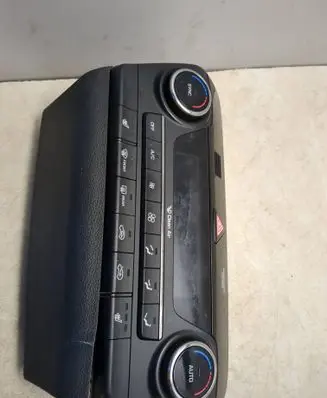 Hyundai Tucson TL Climate control unit 97250D3XXX T28LKA6202 97250D7530T