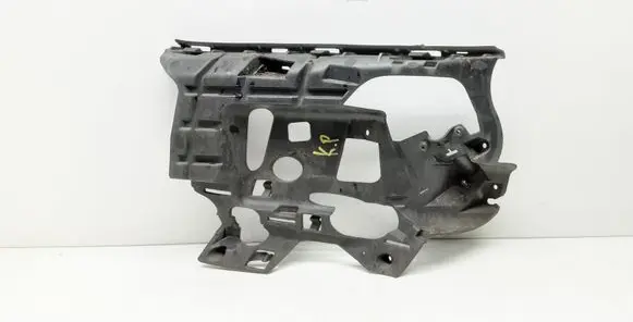 Volvo V60 Front bumper mounting bracket 31323840
