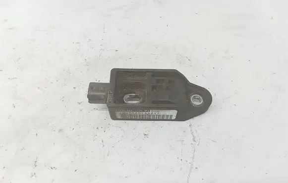 Honda FR-V Airbag deployment crash/impact sensor 77930SFEJ110M2