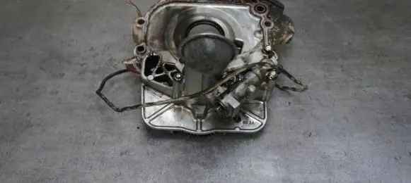 Mazda 323 F Oil pump RF2A