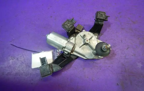 Peugeot 207 Rear window wiper motor 9652418780