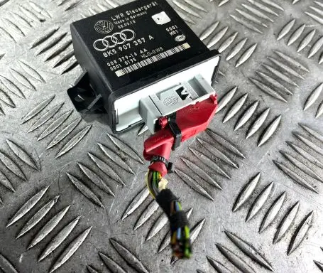 Audi A5 8T 8F Light module LCM 8K5907357A 8K5907357