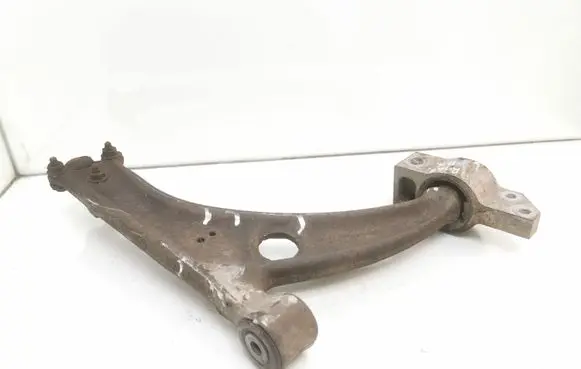 Volkswagen PASSAT B6 Front lower control arm/wishbone 3C0407153B