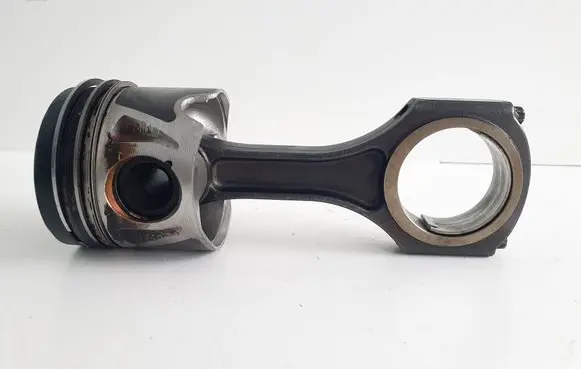 Mercedes-Benz Sprinter W906 Piston with connecting rod 65100 8349F 31027