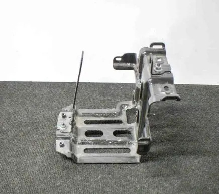 Battery box tray
