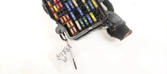 Volkswagen PASSAT B5.5 Fuse box set