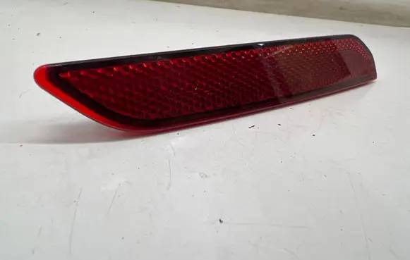 Rear tail light reflector