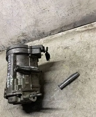 Ford Mondeo MK V Air conditioning (A/C) compressor (pump) Dg9h19d623ad