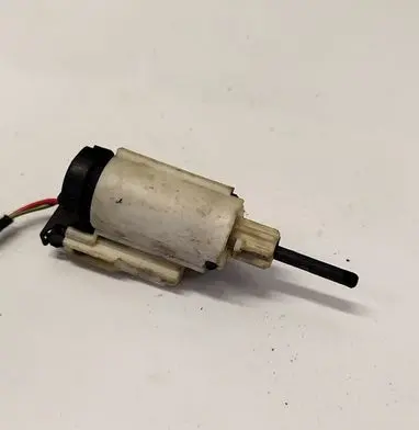 Audi A4 S4 B6 8E 8H Brake pedal sensor switch 8E0927189B