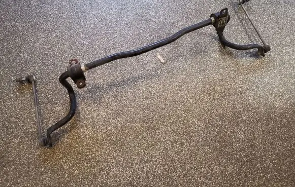 Ford Fusion II Front anti-roll bar/sway bar