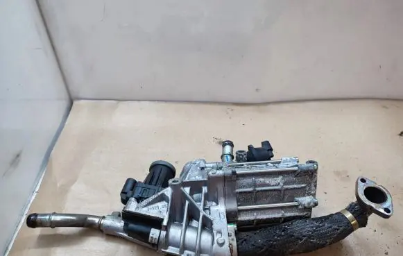 Jaguar XF X250 EGR valve cooler 9X209U438DA