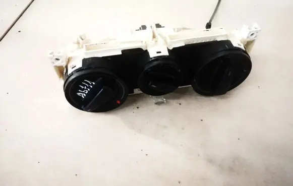 Volkswagen PASSAT B5 Climate control unit 1j0819045d