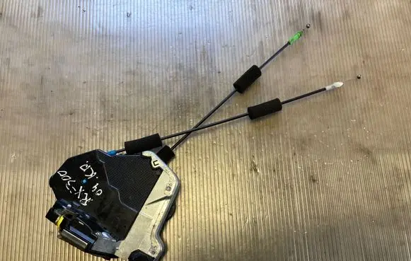 Lexus RX 300 Front door lock