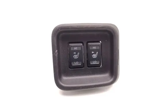 Nissan Juke I F15 Seat heating switch 
