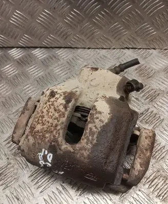 BMW 5 E39 Front brake caliper