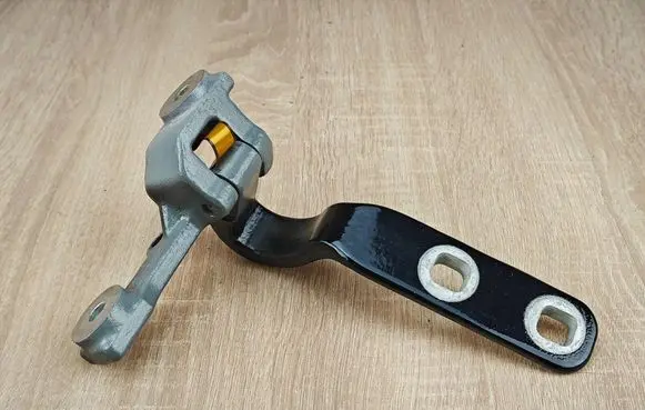BMW X6 G06 Tailgate hinge 7436118
