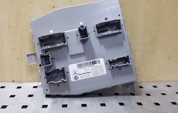 Mercedes-Benz GLC X253 C253 Comfort/convenience module A2059006360 A2059013904 A2229021514