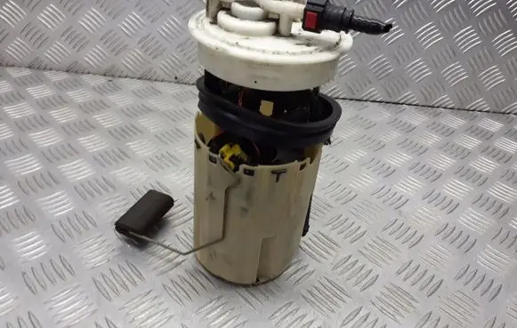 Nissan Primera Mechanical fuel pump 0580313101